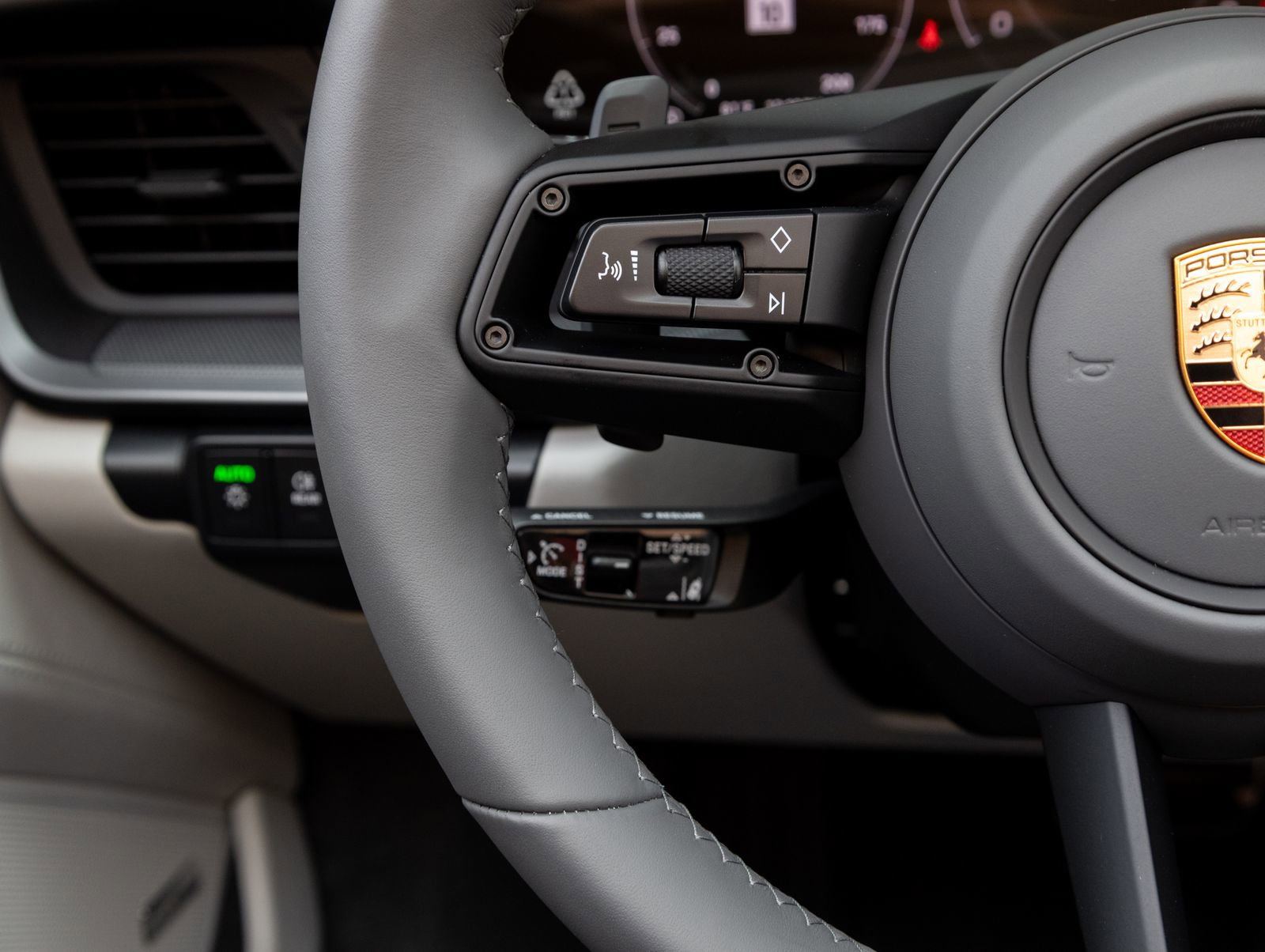 Certified 2026 Porsche 911 Carrera image 17