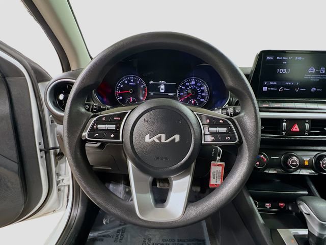 Used 2024 Kia Forte LXS image 11