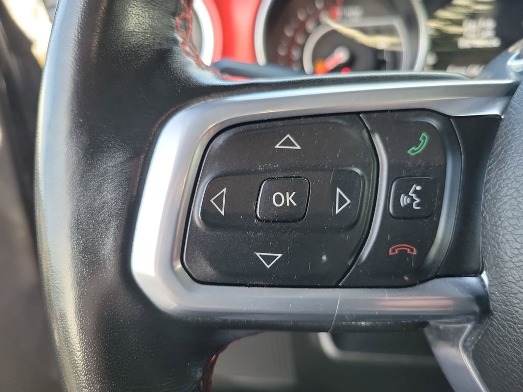 Certified 2022 Jeep Gladiator Rubicon w/ Cold Weather Group image 5