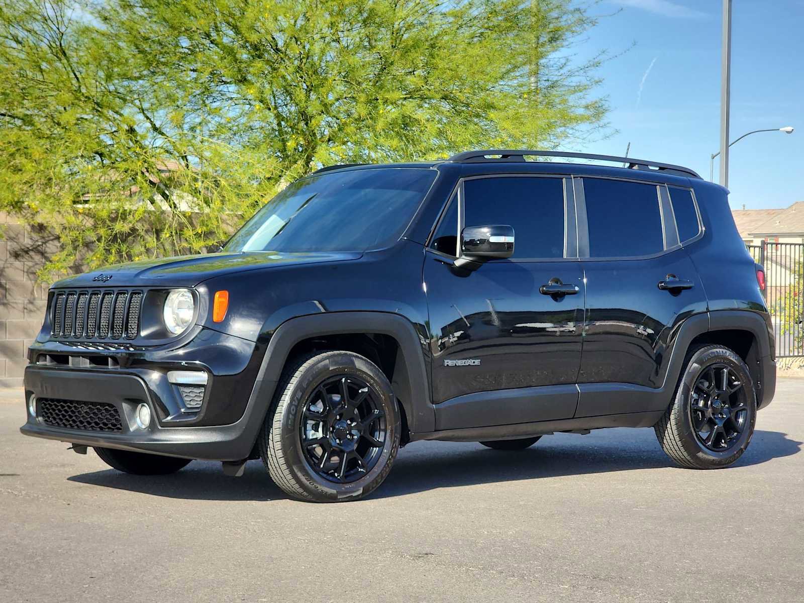 Used 2020 Jeep Renegade Altitude FWD image 5