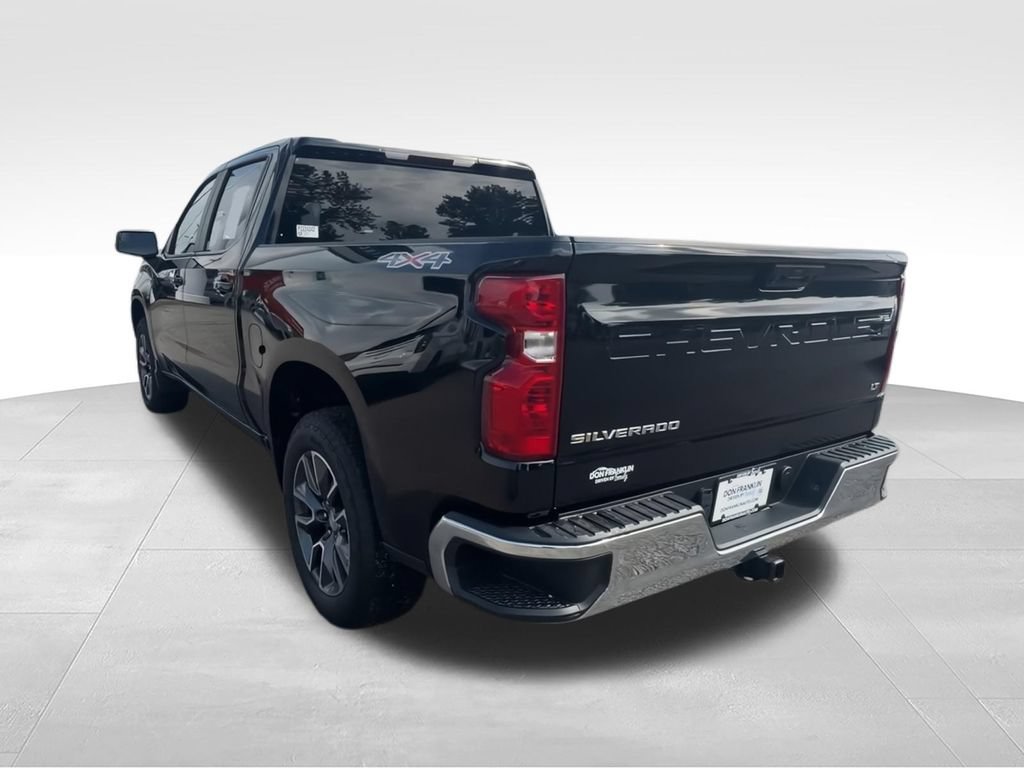 Used 2023 Chevrolet Silverado 1500 LT AWD/4WD image 7