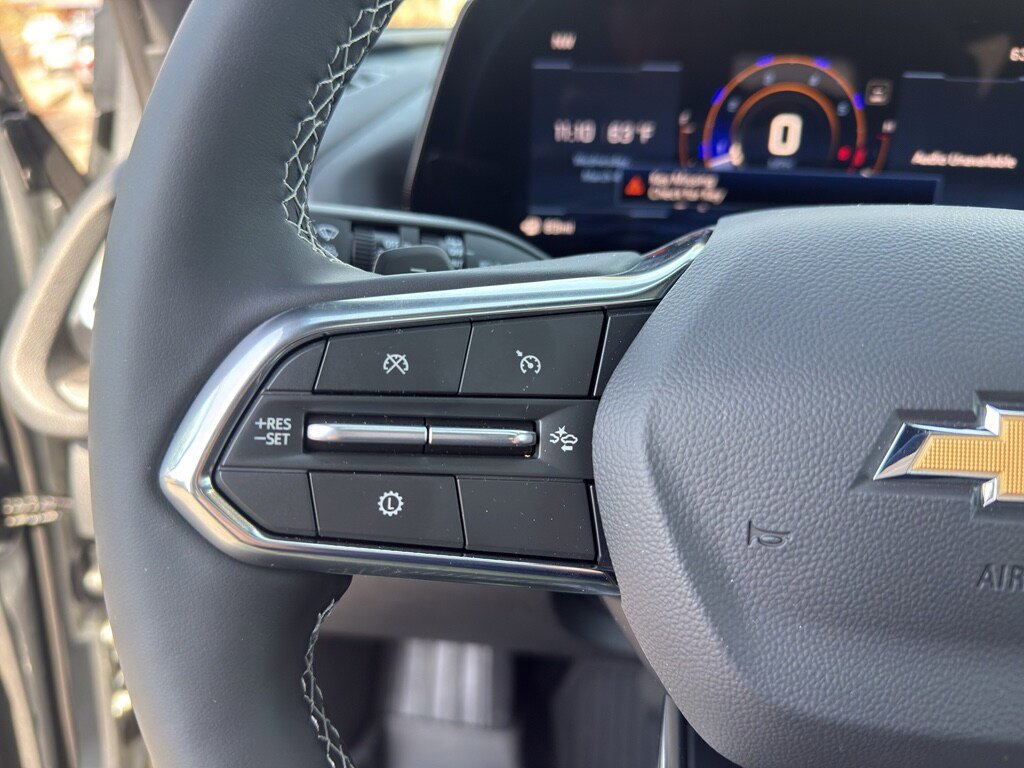 New 2026 Chevrolet Traverse LT w/ Sun and Wheel Package image 16