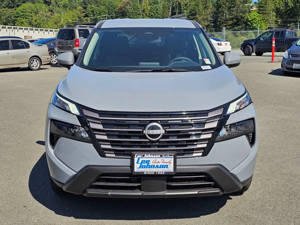New 2026 Nissan Rogue SV w/ Cold Weather Package AWD/4WD image 8