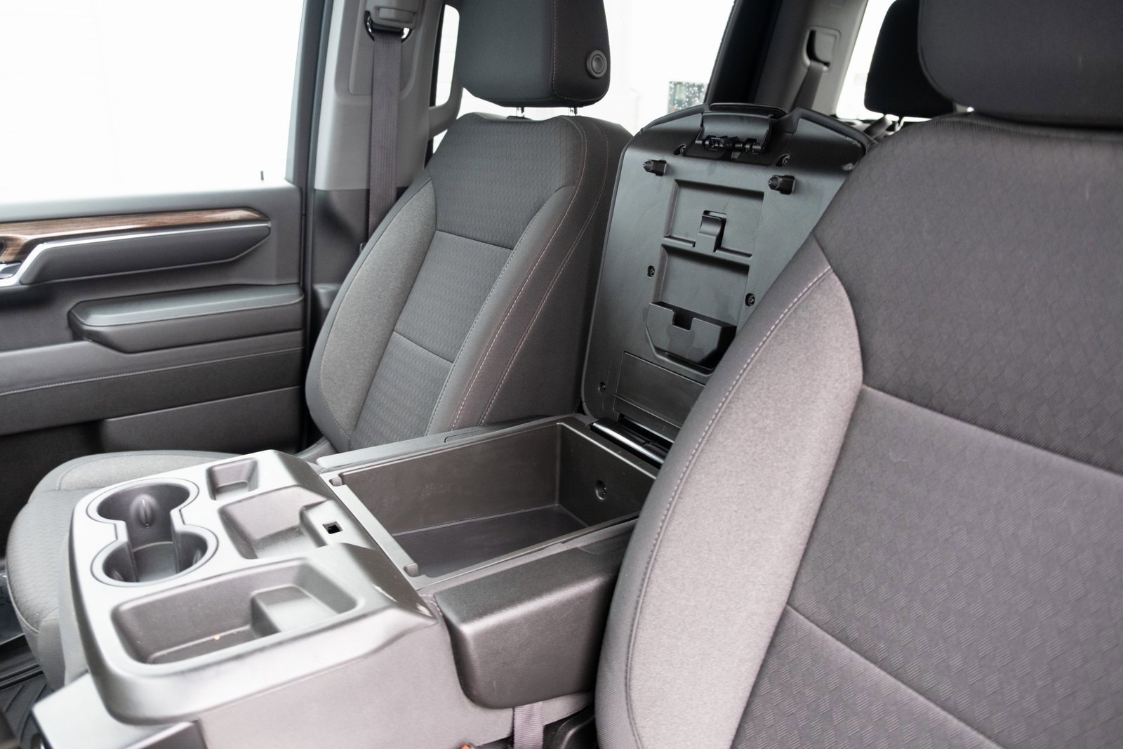 Used 2024 Chevrolet Silverado 3500 LT image 8