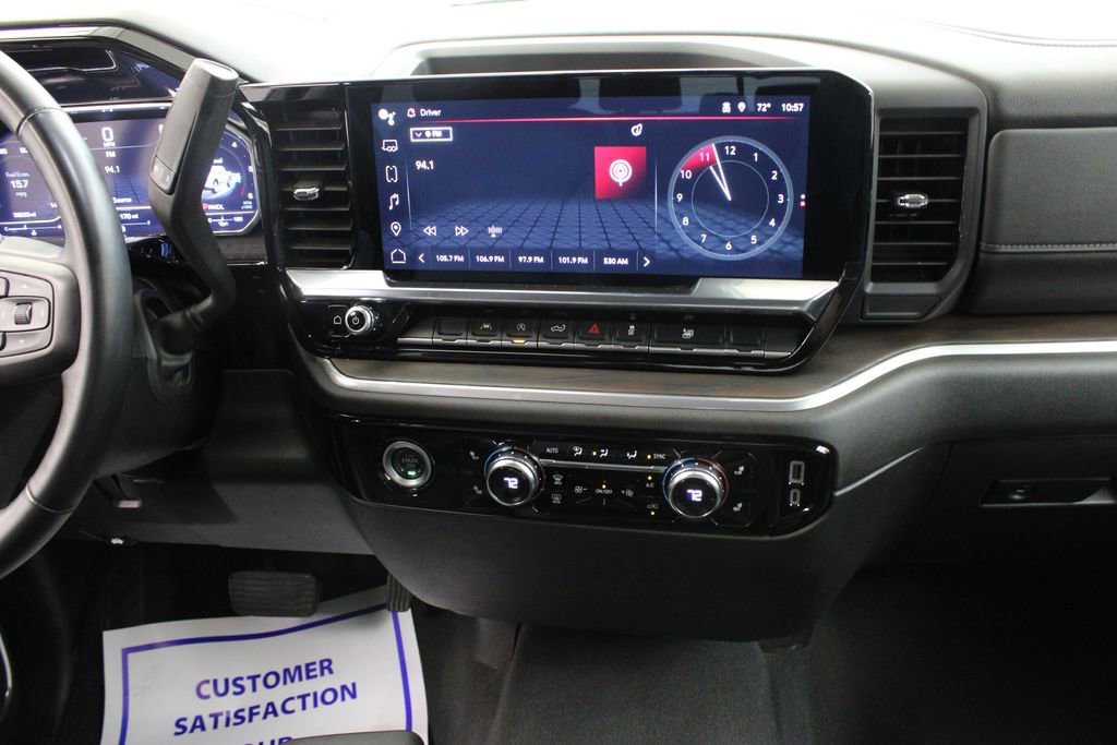 Used 2024 GMC Sierra 1500 SLT image 21