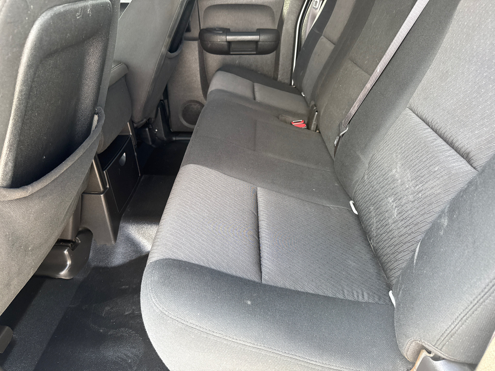 Used 2011 Chevrolet Silverado 2500 LT w/ Interior Plus Package AWD/4WD image 17