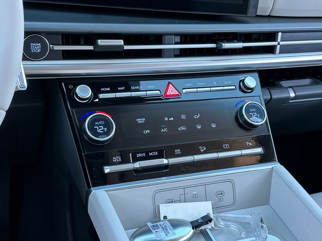 New 2026 Hyundai Santa Fe SE AWD/4WD image 15
