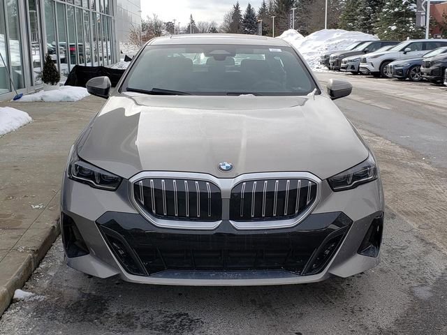 New 2026 BMW 540i xDrive w/ M Sport Package image 8