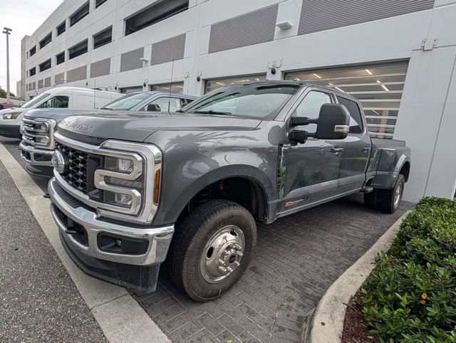New 2026 Ford F350 XLT w/ XLT Premium Package AWD/4WD image 4