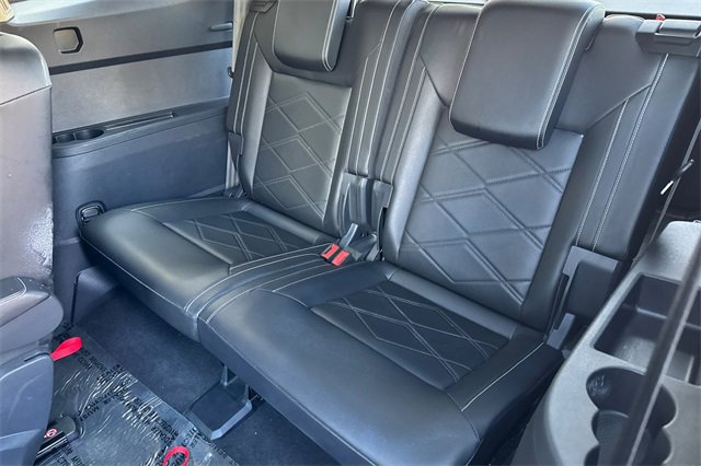 Used 2024 Volkswagen Atlas SE image 17
