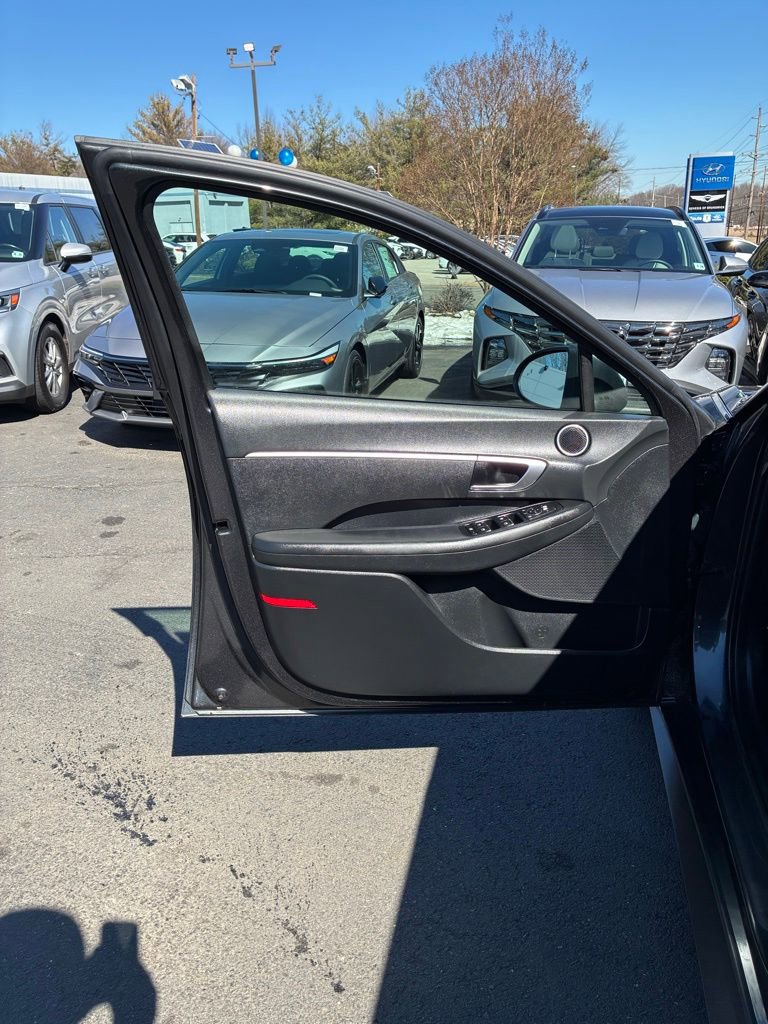 Used 2023 Hyundai Sonata SE image 37
