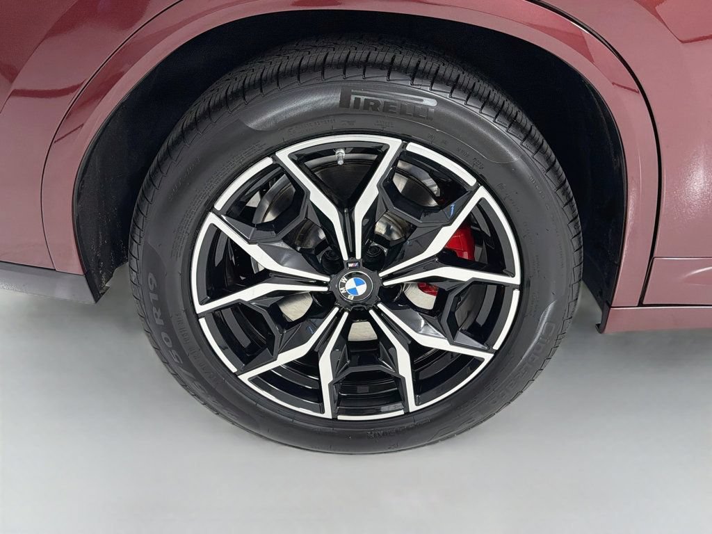 Used 2023 BMW X4 M40i AWD/4WD image 32
