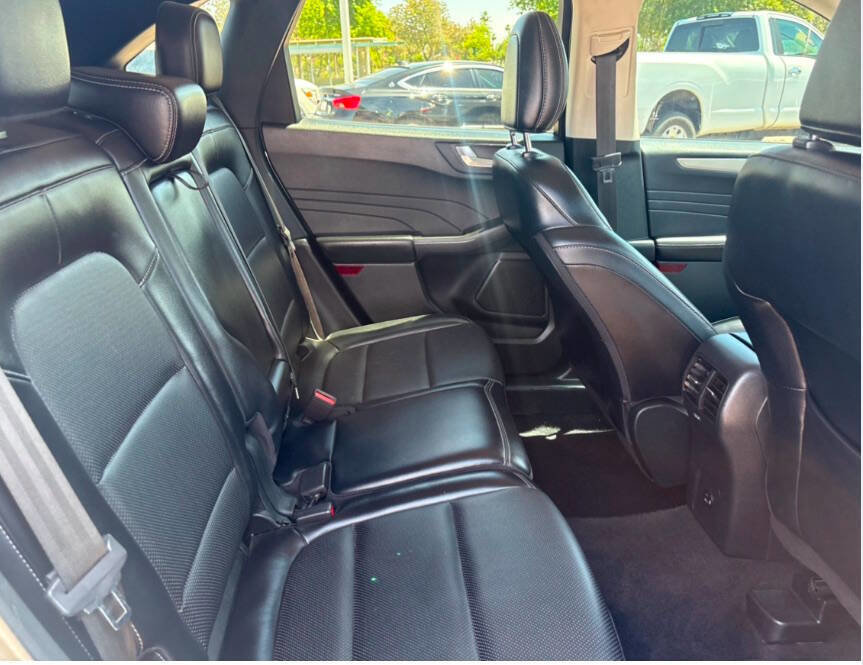 Used 2021 Ford Escape SEL FWD image 4