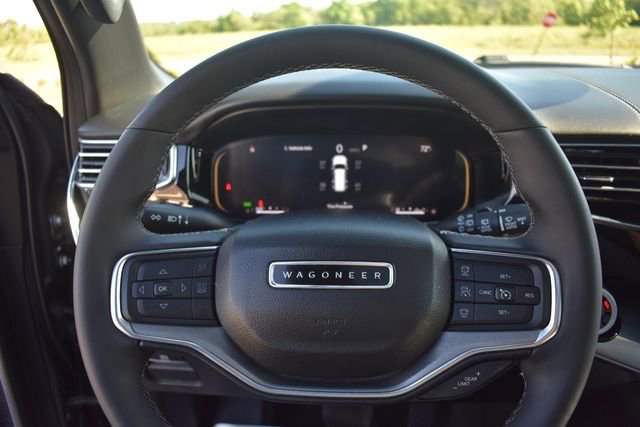 Used 2024 Jeep Wagoneer Series II AWD/4WD image 36