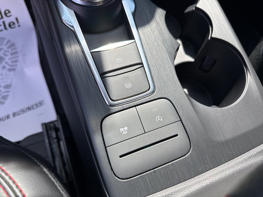 Used 2025 Ford Escape ST-Line w/ Cold Weather Package image 23