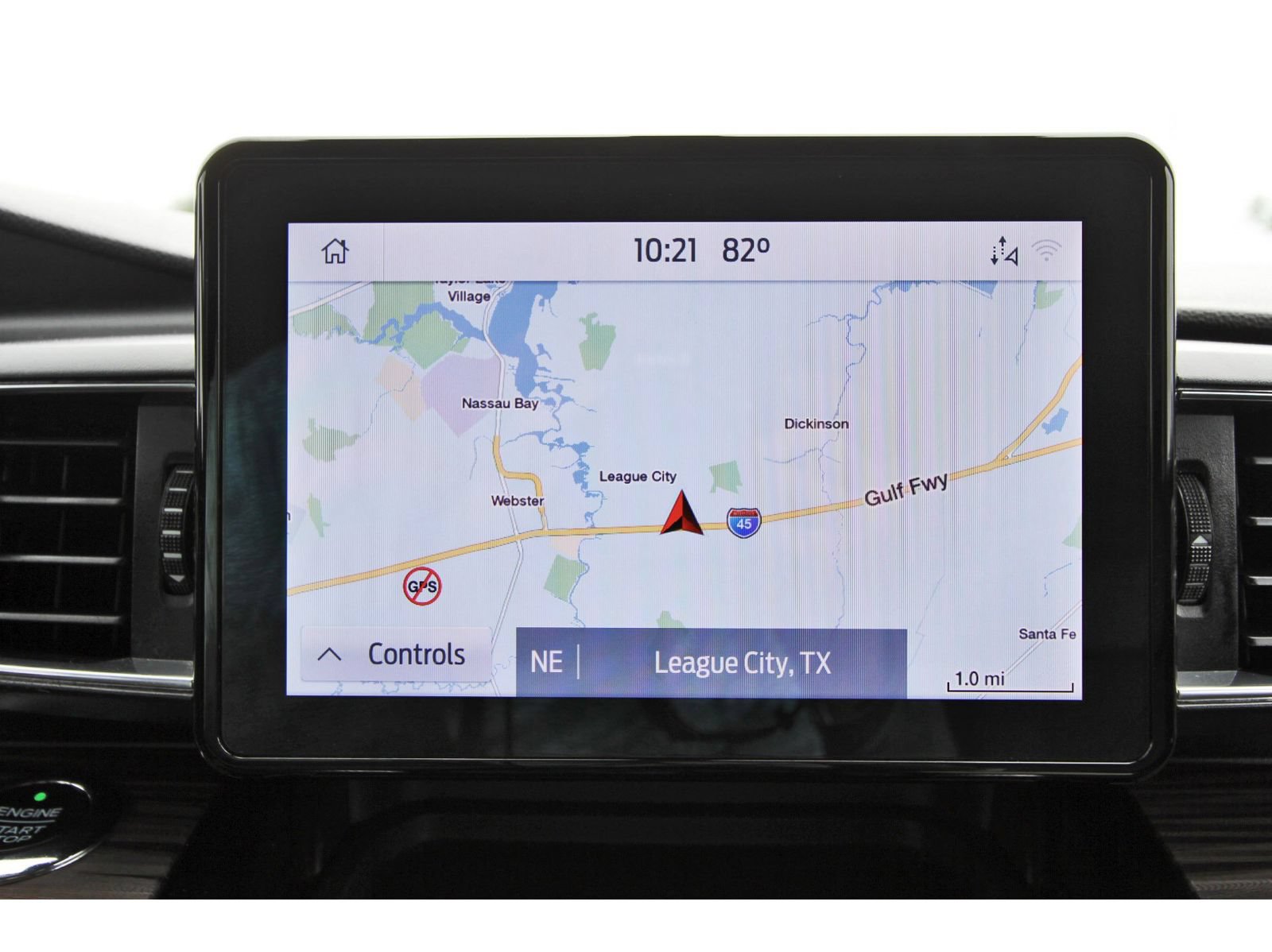 Used 2021 Ford Explorer Limited w/ Equipment Group 301A AWD/4WD image 21