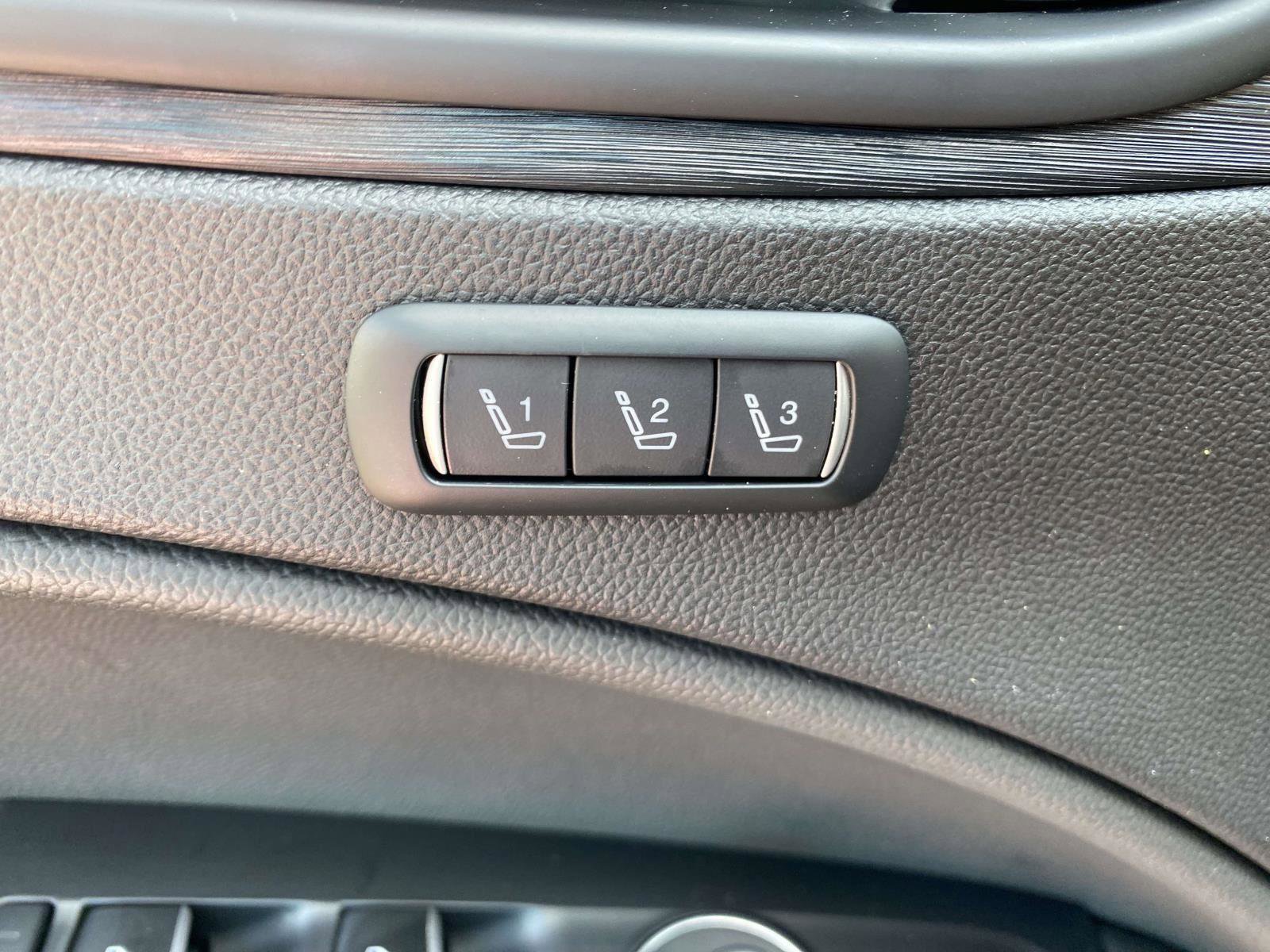 Used 2024 Alfa Romeo Stelvio Sprint image 14