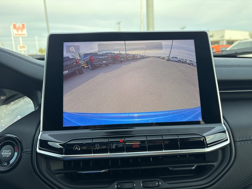 New 2026 Jeep Compass Latitude image 14