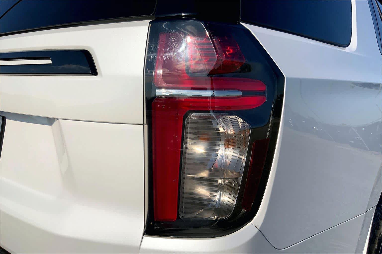 Used 2023 Chevrolet Tahoe Z71 w/ Luxury Package AWD/4WD image 10