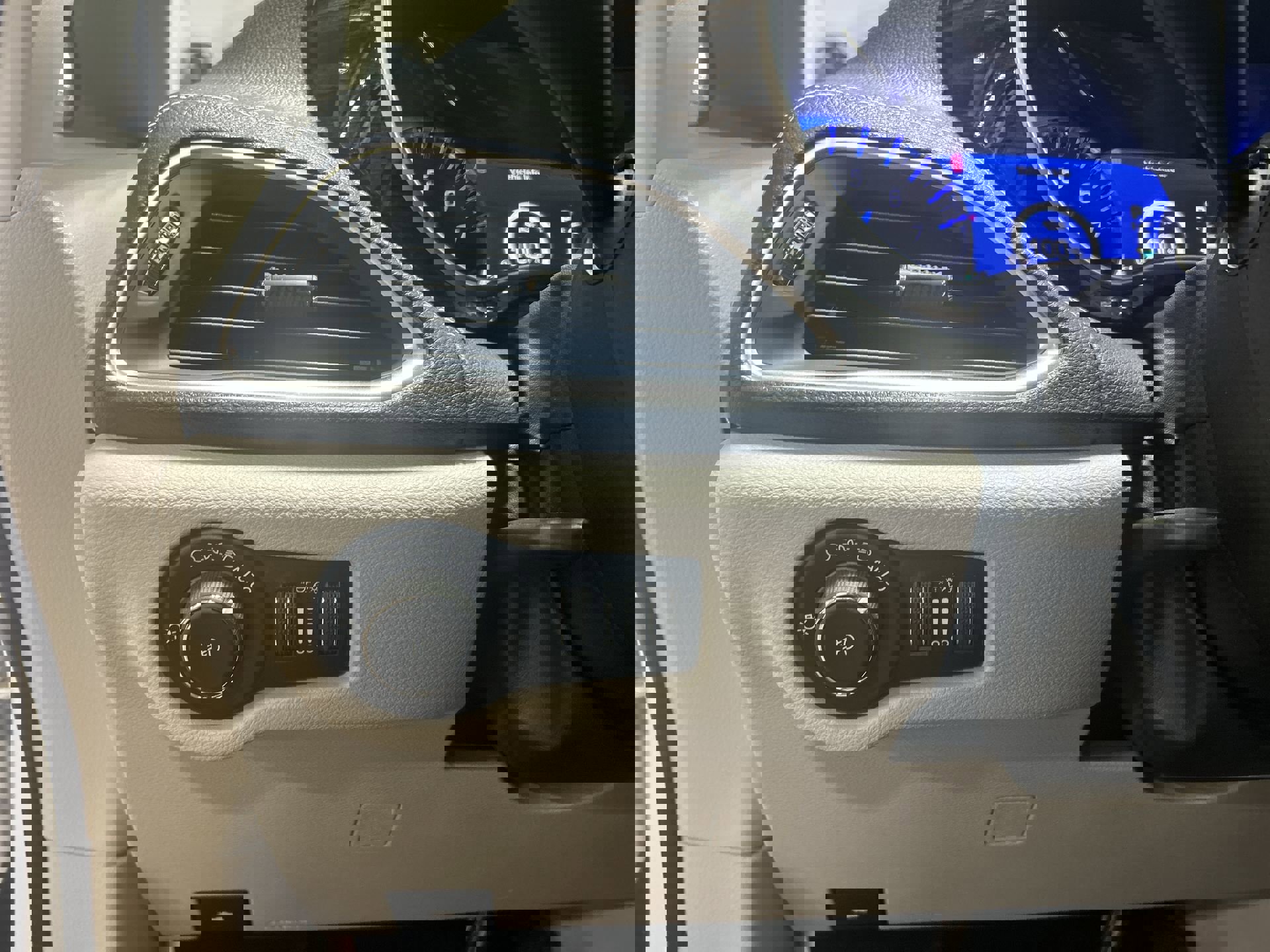 Used 2022 Chrysler Pacifica Limited image 19