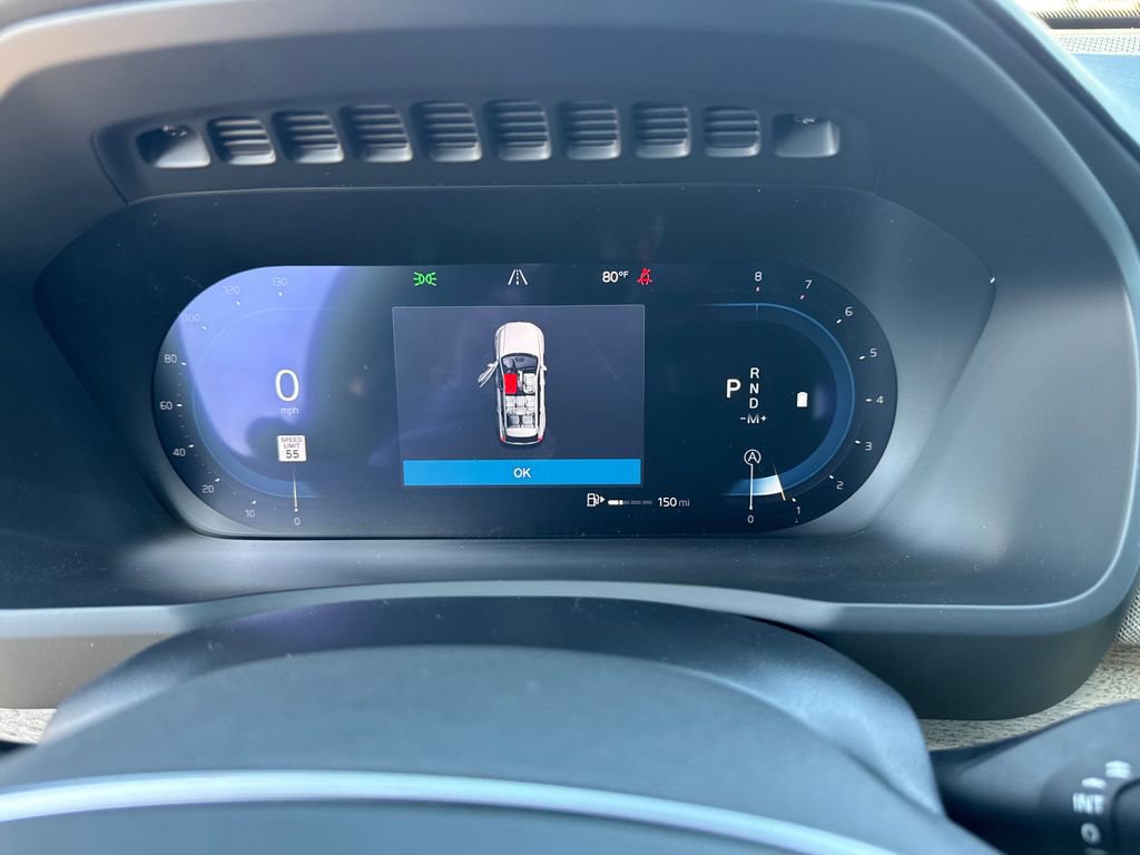 Used 2025 Volvo XC90 B6 Ultra w/ Lounge Package image 29