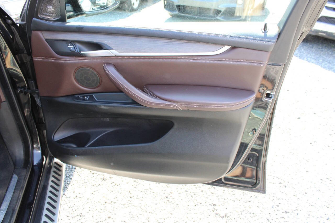 Used 2014 BMW X5 xDrive50i image 24