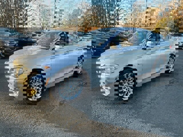 Used 2011 BMW 535i Sedan image 1