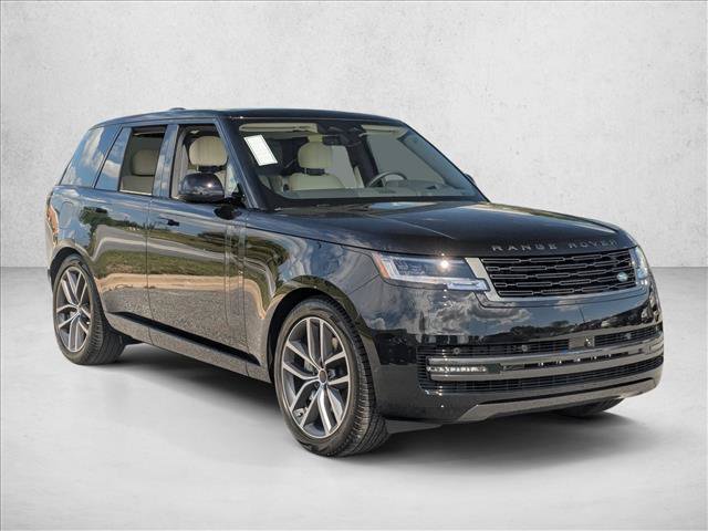 Used 2026 Land Rover Range Rover SE AWD/4WD image 3