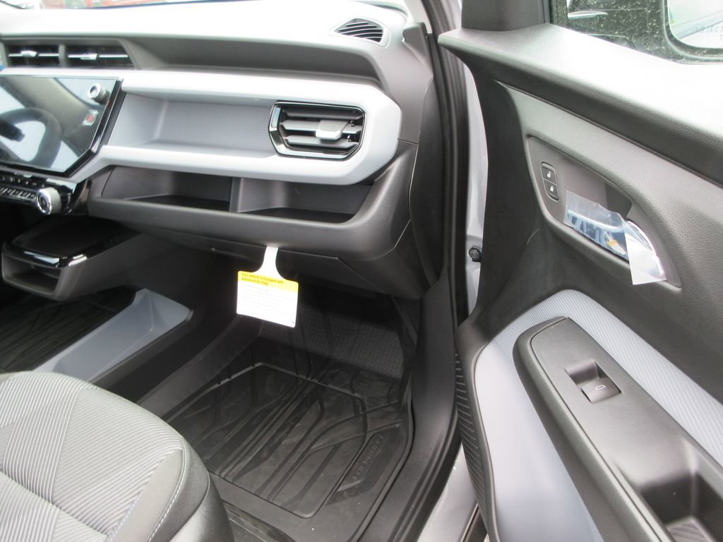New 2027 Chevrolet Bolt LT FWD image 17