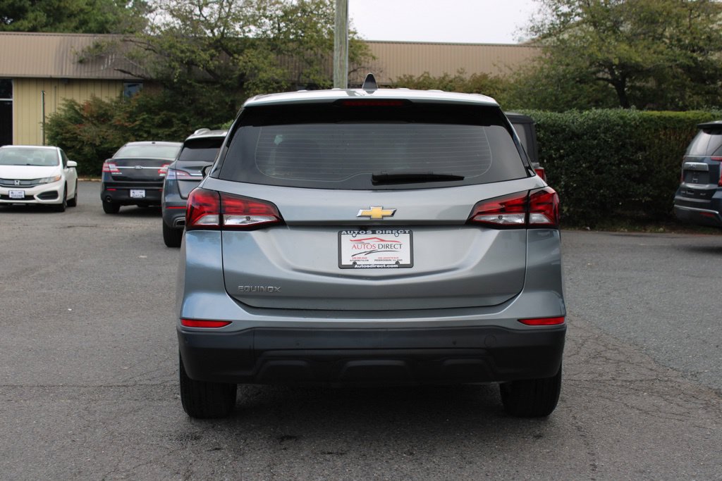 Used 2024 Chevrolet Equinox LS w/ Driver Confidence II Package FWD image 5