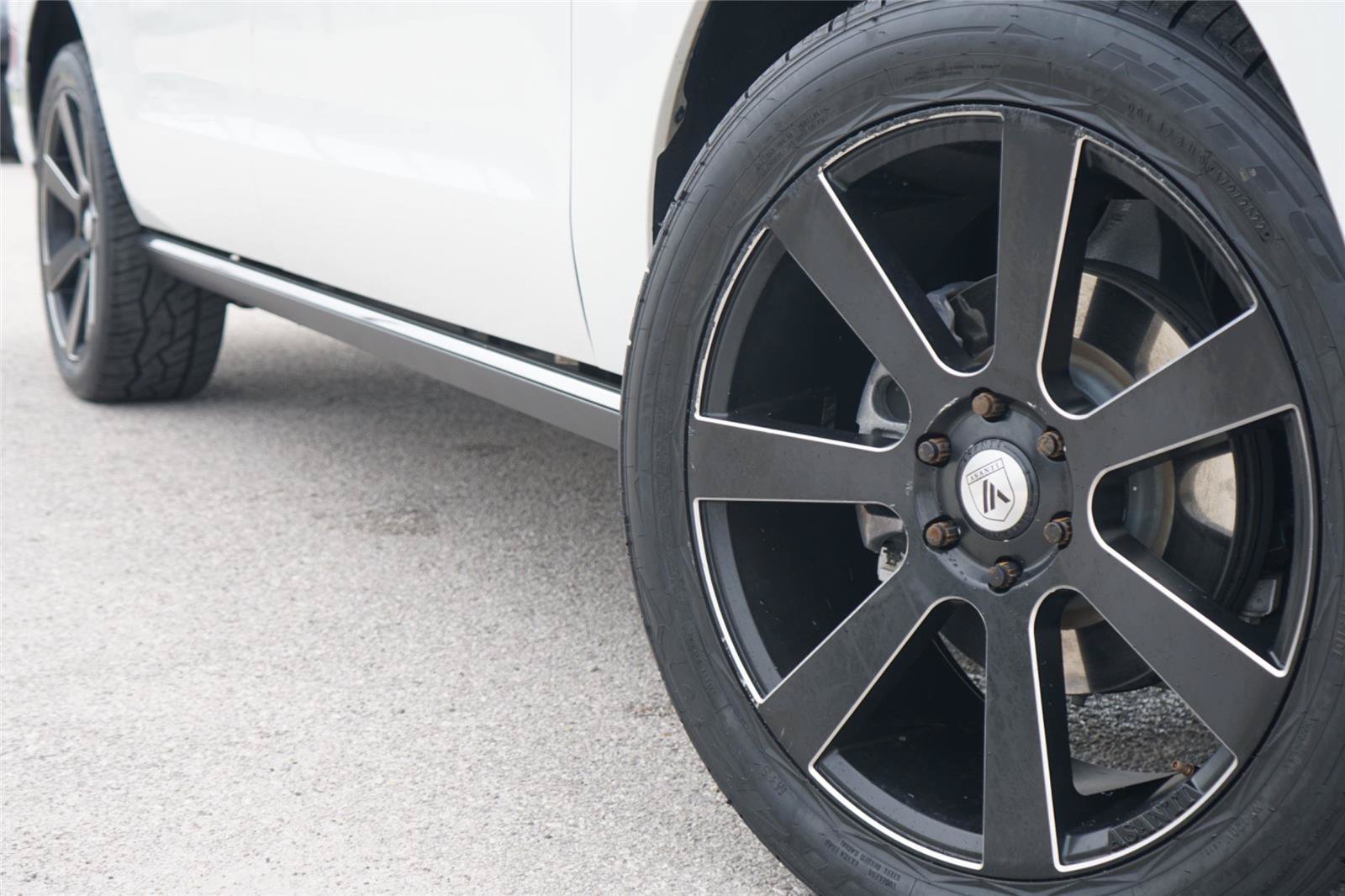 Certified 2024 Ford Expedition Max Limited AWD/4WD image 2