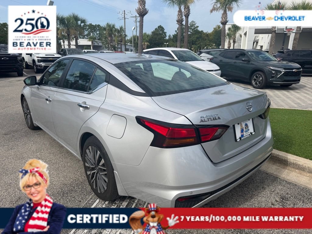 Used 2024 Nissan Altima 2.5 SV FWD image 6