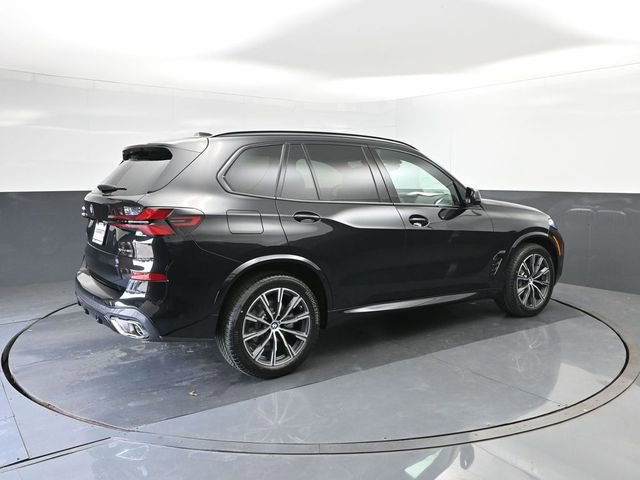 New 2026 BMW X5 xDrive40i w/ M Sport Package image 15