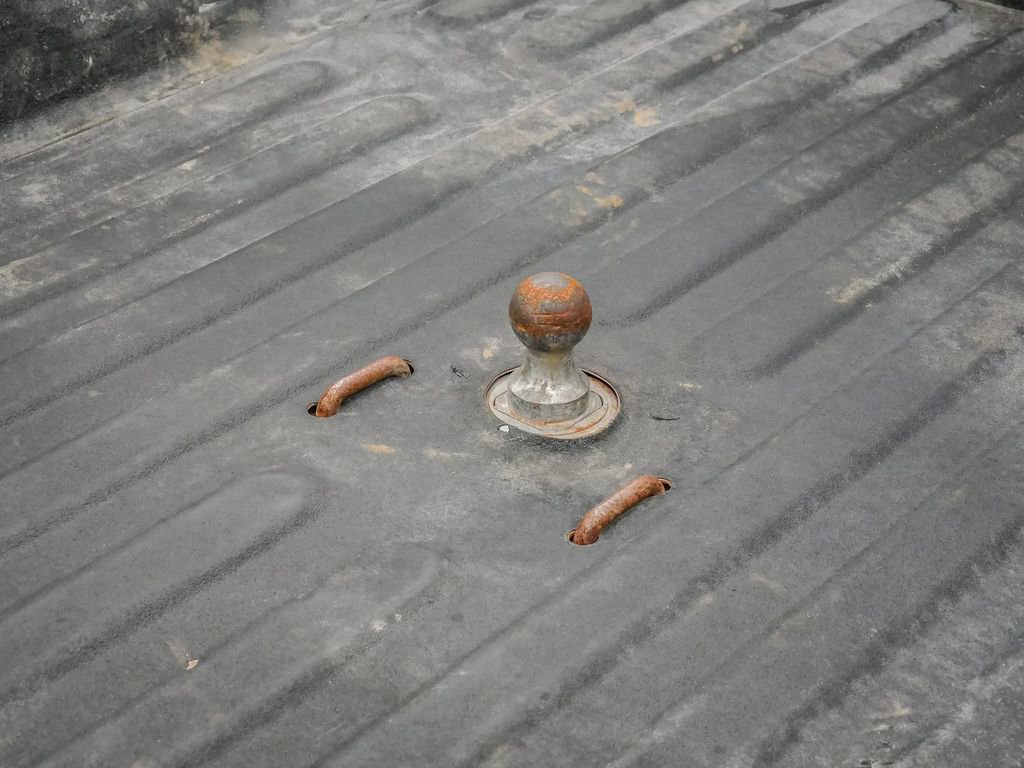 Used 2024 RAM 2500 Tradesman w/ Chrome Appearance Group image 12