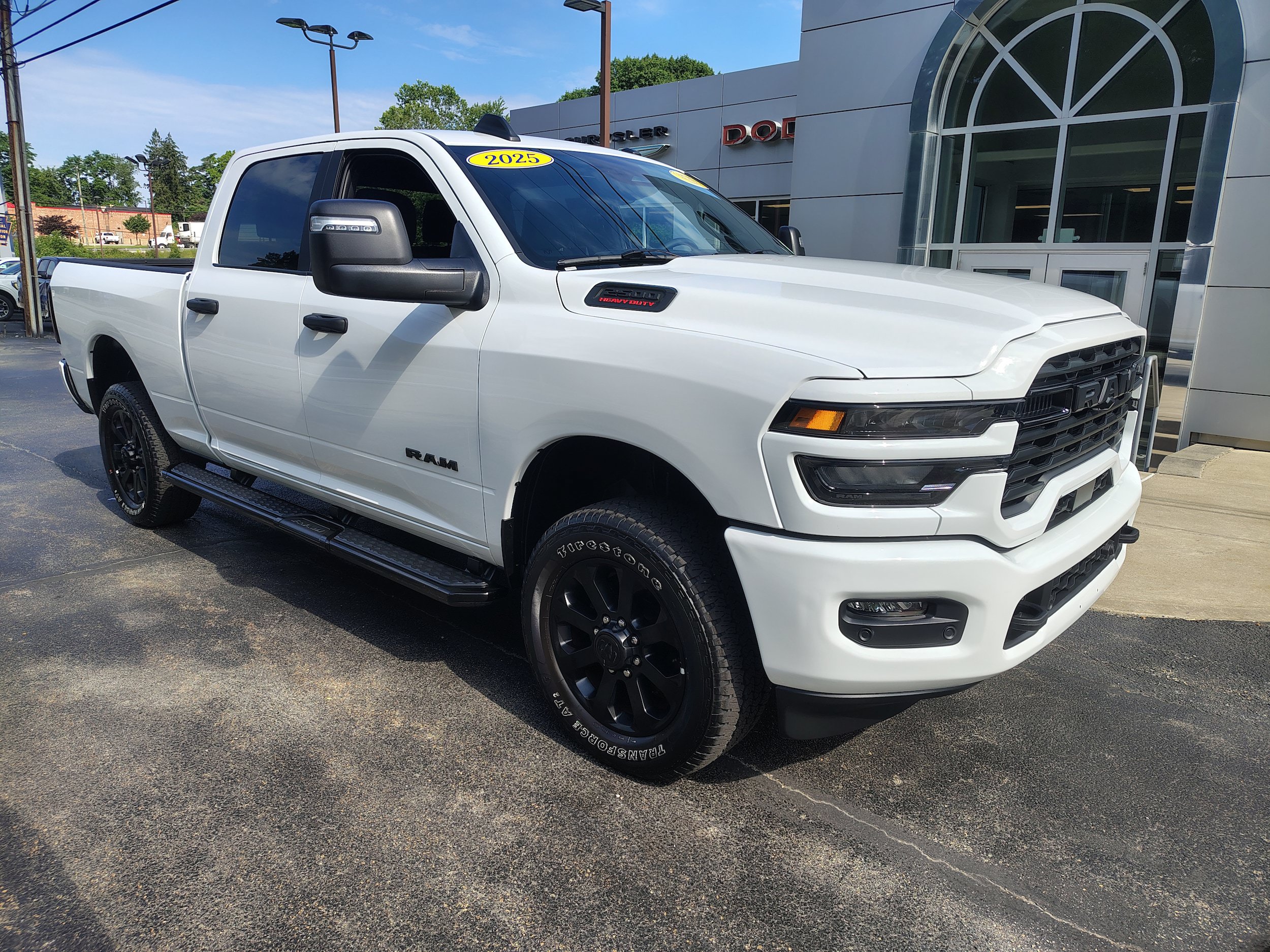 Certified 2025 RAM 2500 Big Horn AWD/4WD image 2