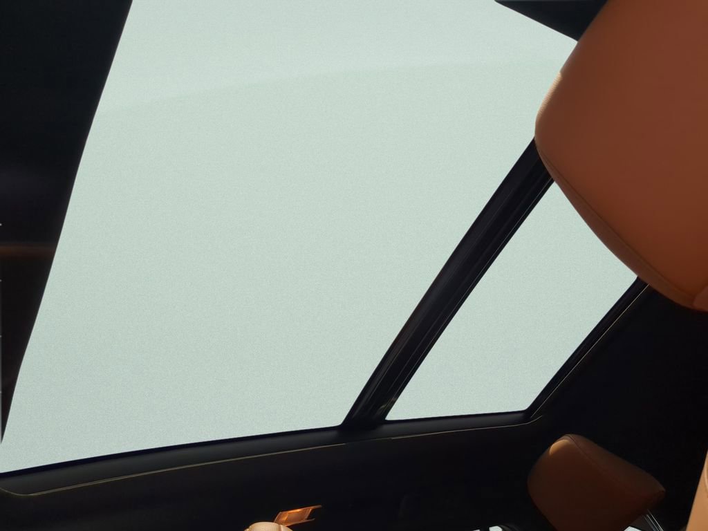 Used 2020 Toyota Highlander Platinum image 17