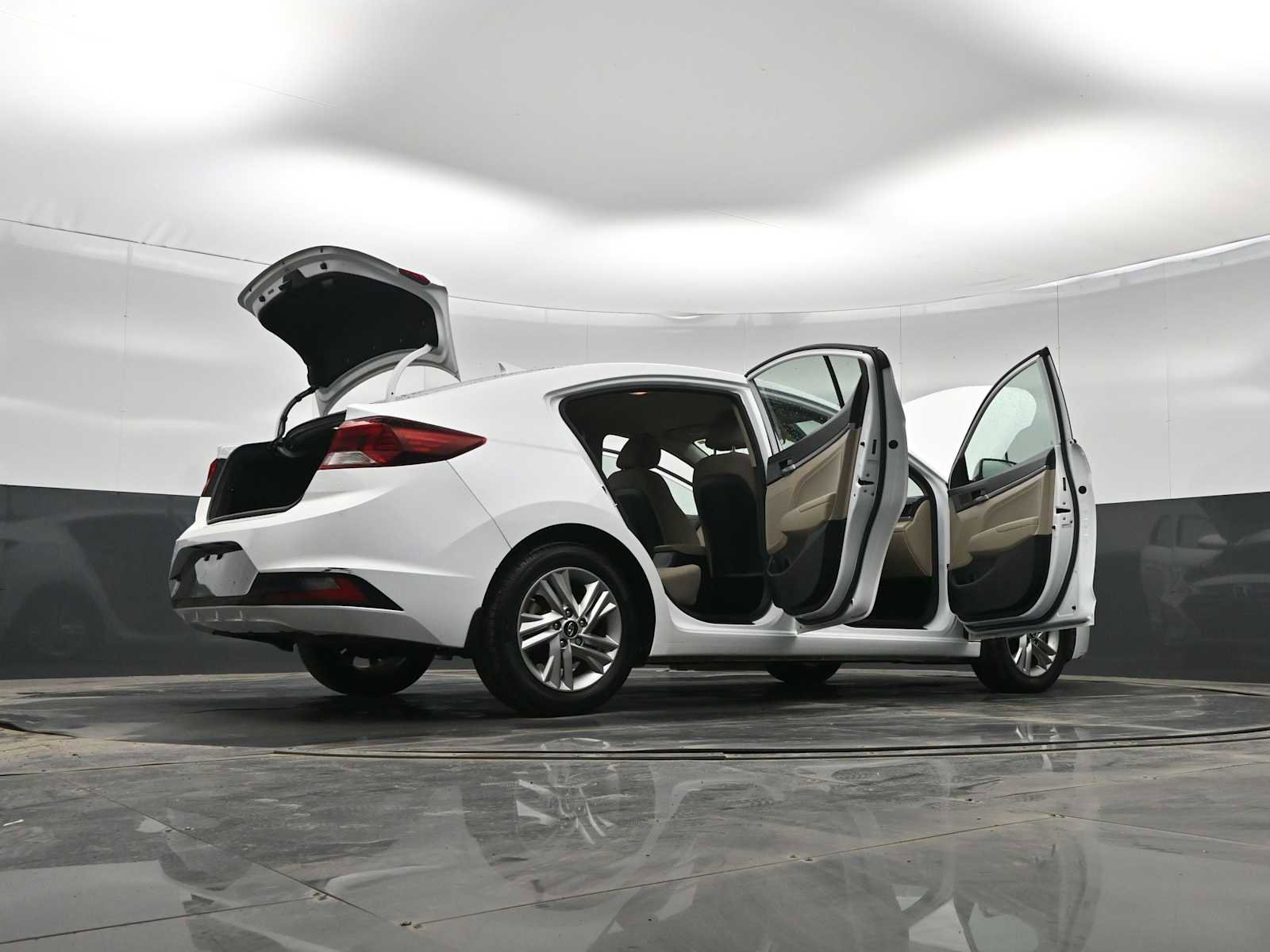 Used 2020 Hyundai Elantra SEL image 41