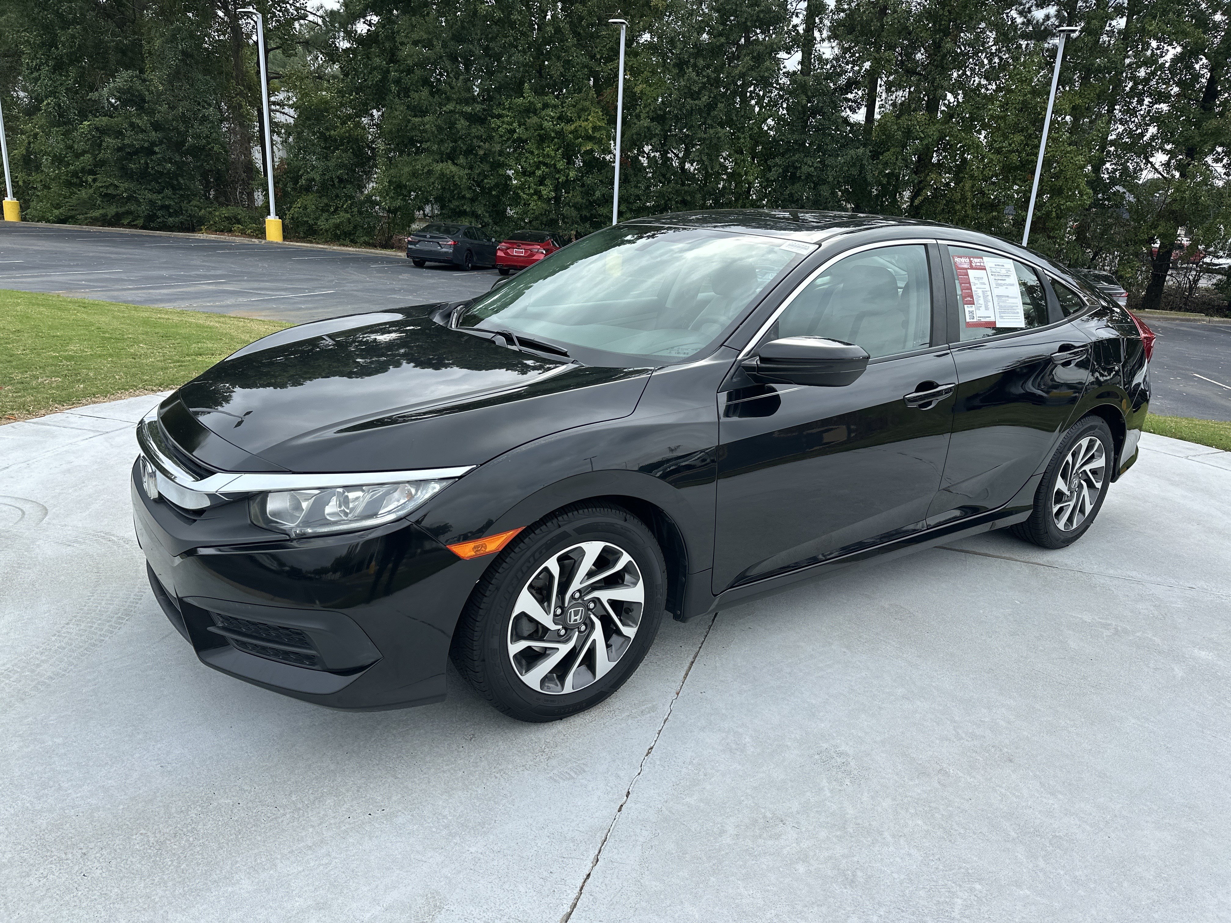 Used 2017 Honda Civic EX image 5