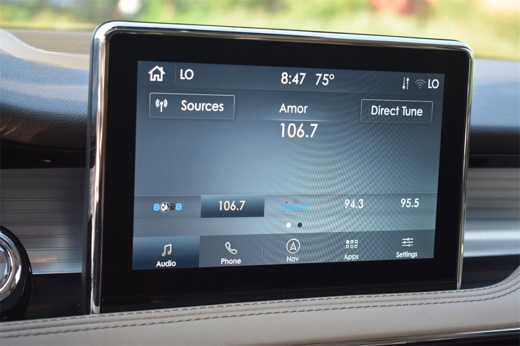 Used 2022 Lincoln Corsair AWD w/ Premium Package image 31