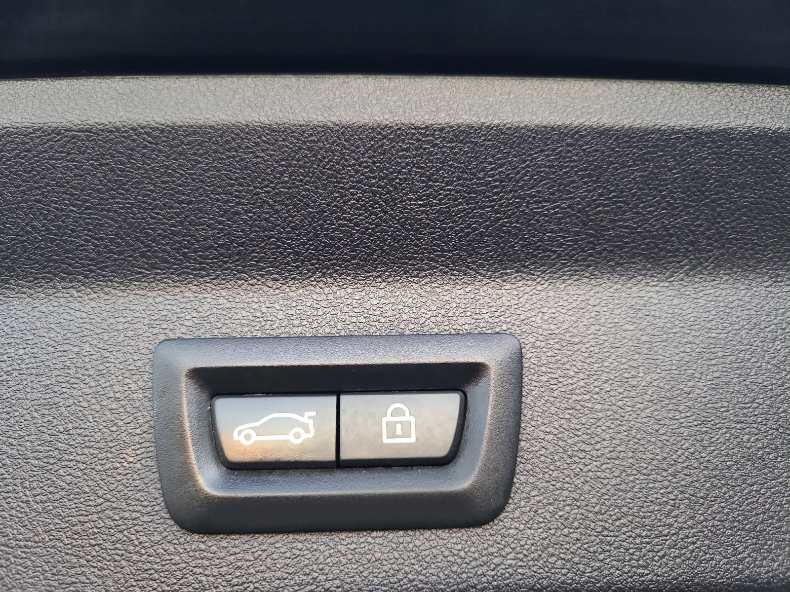 Used 2018 BMW X3 xDrive30i image 21