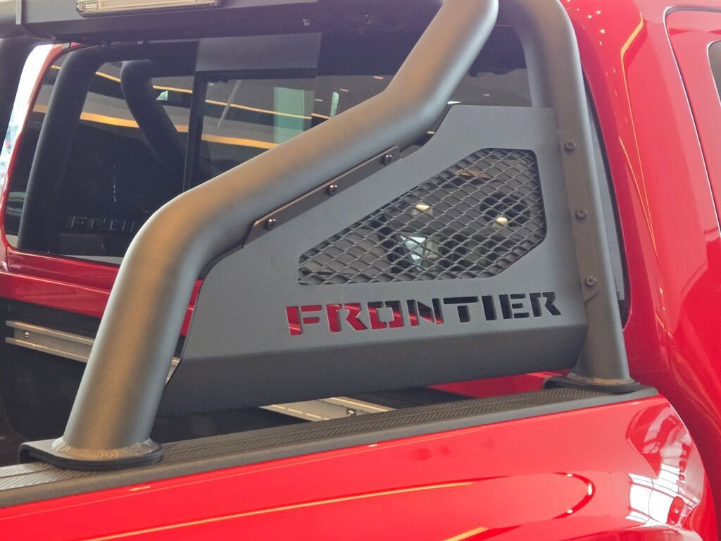 New 2025 Nissan Frontier SV w/ SV Convenience Package image 9