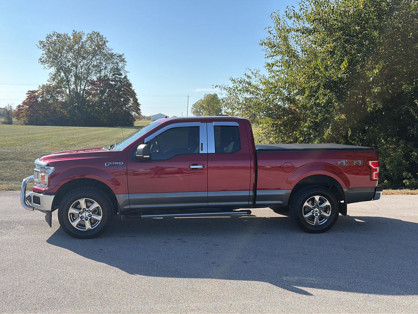 Used 2018 Ford F150 XLT w/ Equipment Group 302A Luxury AWD/4WD image 2
