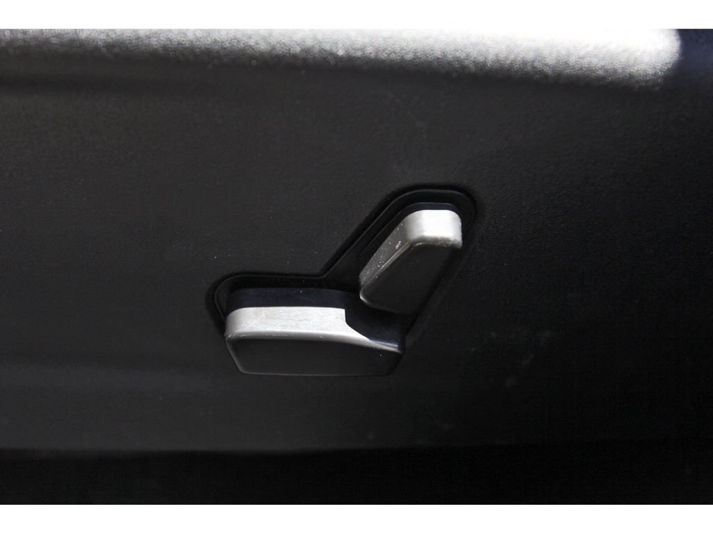 Used 2021 Chrysler 300 S RWD image 26