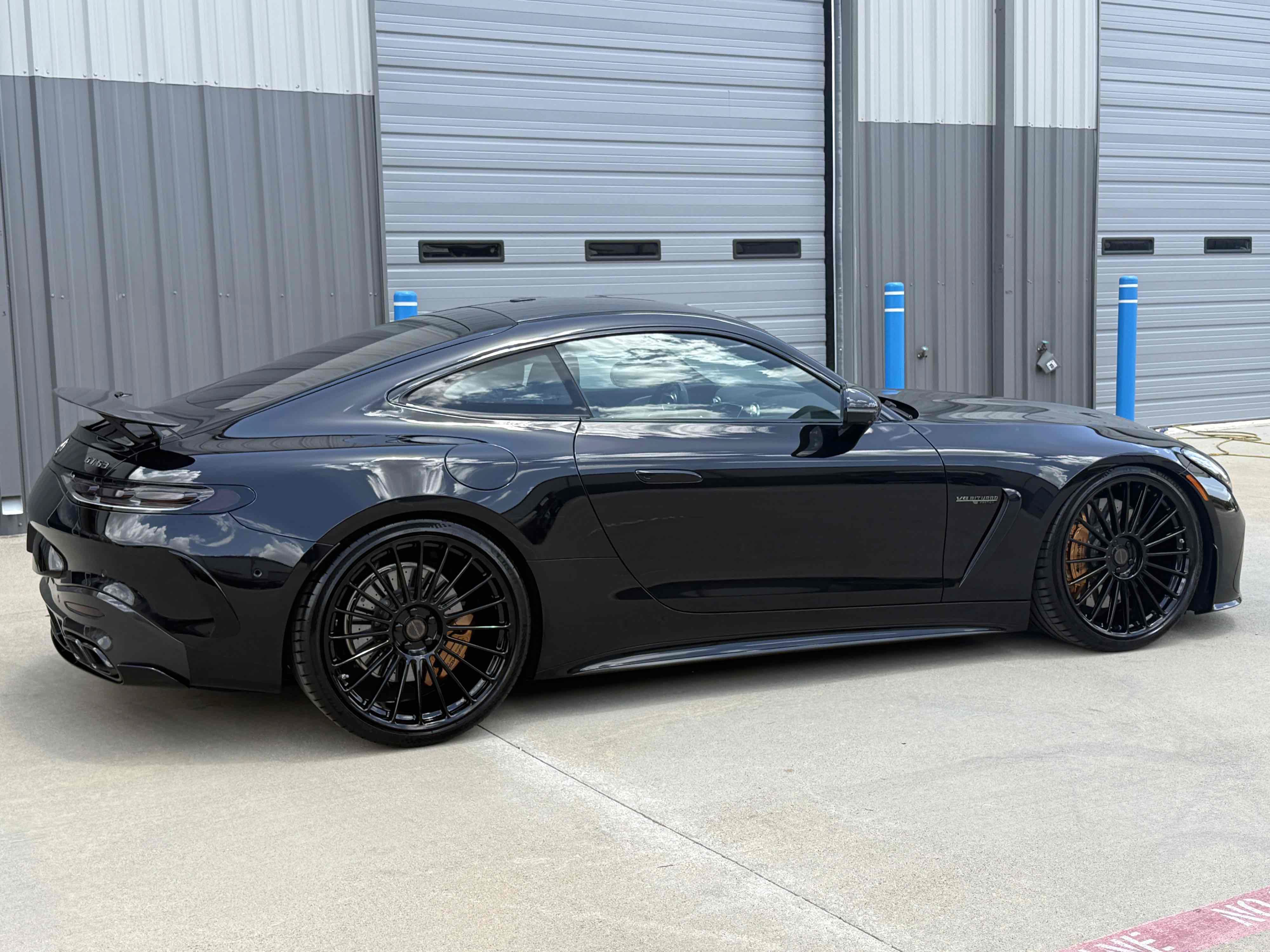 Used 2025 Mercedes-Benz AMG GT 63 image 28