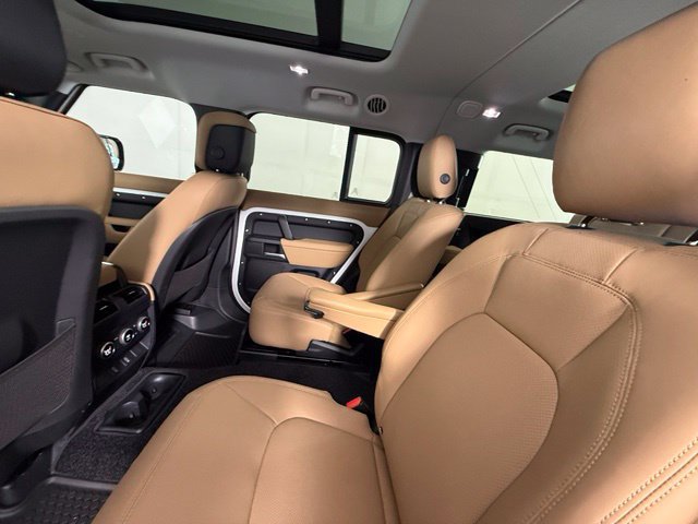 New 2026 Land Rover Defender 130 S AWD/4WD image 31