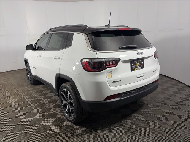 New 2026 Jeep Compass Limited w/ Sun, Sound & Navigation Group AWD/4WD image 5