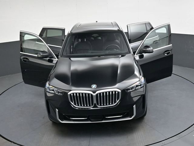 Used 2025 BMW X5 xDrive40i image 41