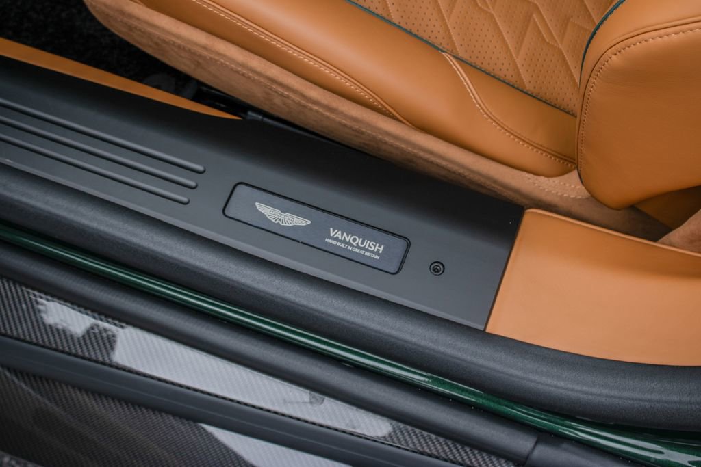 New 2025 Aston Martin Vanquish image 21