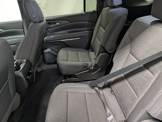 New 2026 Chevrolet Traverse LT image 12