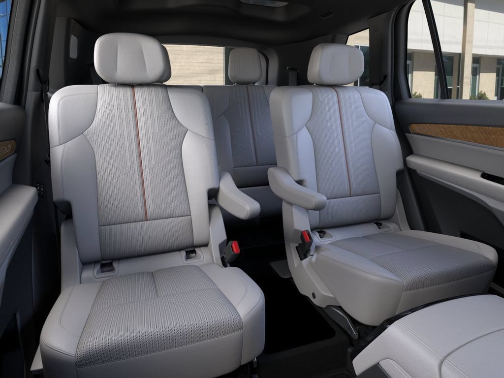 New 2027 Cadillac Vistiq Sport AWD/4WD image 17
